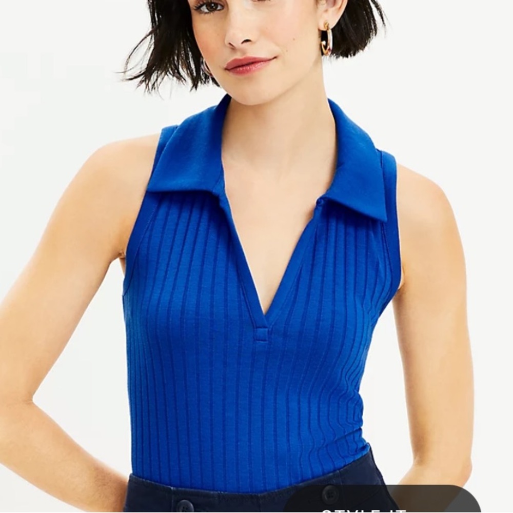 💕Loft Blue collared sleeveless Top. NWT